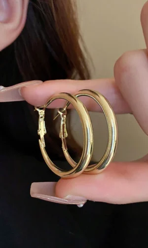 Elegant Golden Hoop Earrings for Women Thick Design Lightweight & Comfortable Perfect for Daily Wear or Parties Jewelry