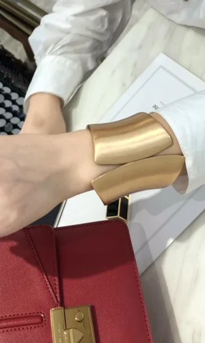Exaggerated Chunky Heavy Metal Bracelet Bangle for Women Punk Goth Irregular Wide Gold Color Open Bracelet Party Jewelry Bijoux